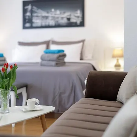 Alen Apartment *